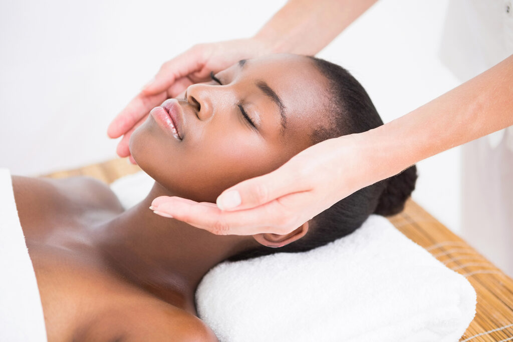 Blue Peacock Esthetic Spa - feather deep facial